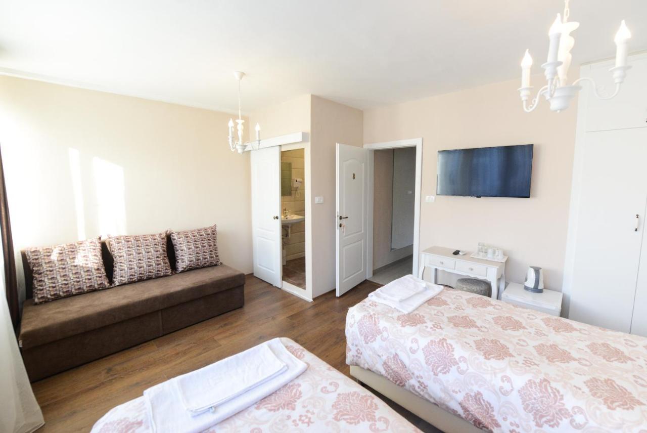 Mother Teresa Apartment Скопие Екстериор снимка