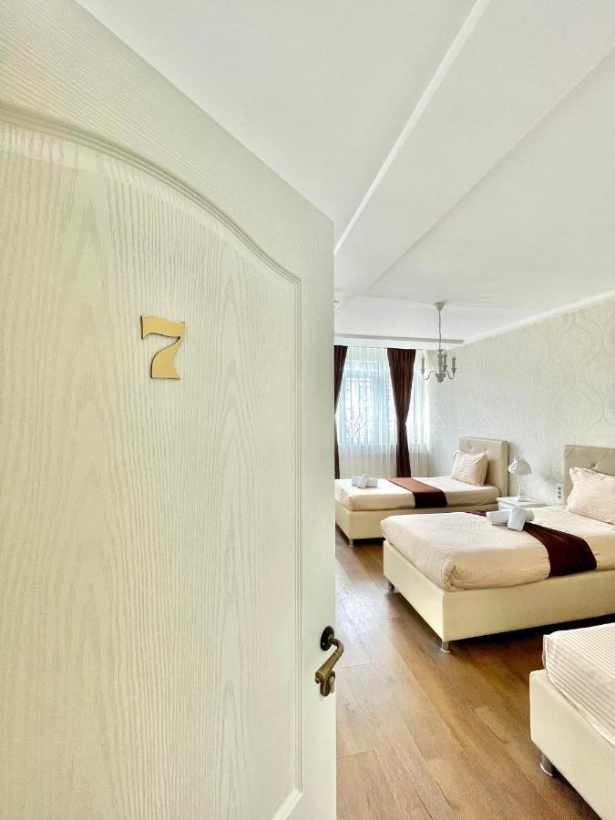 Mother Teresa Apartment Скопие Екстериор снимка