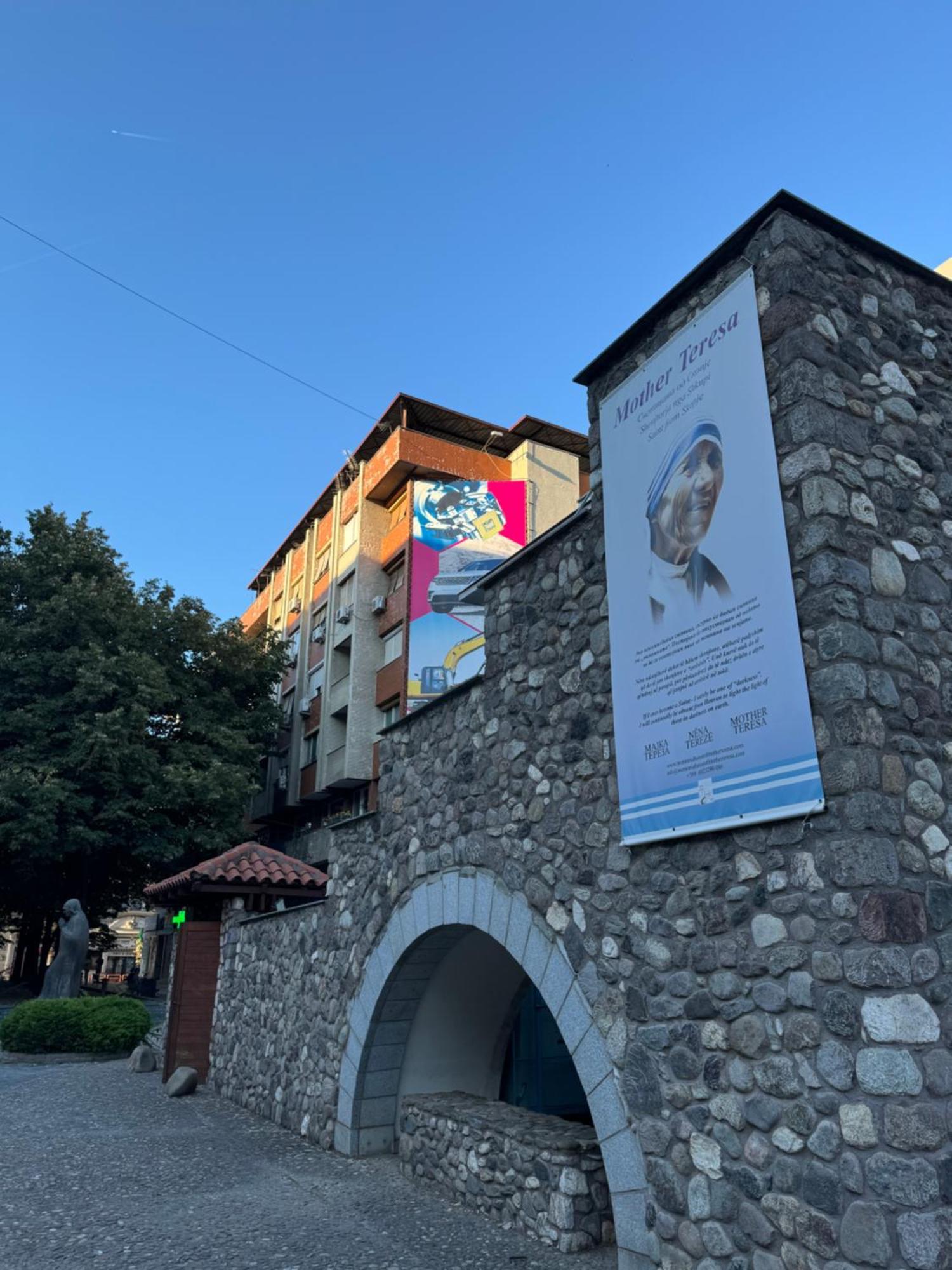 Mother Teresa Apartment Скопие Екстериор снимка